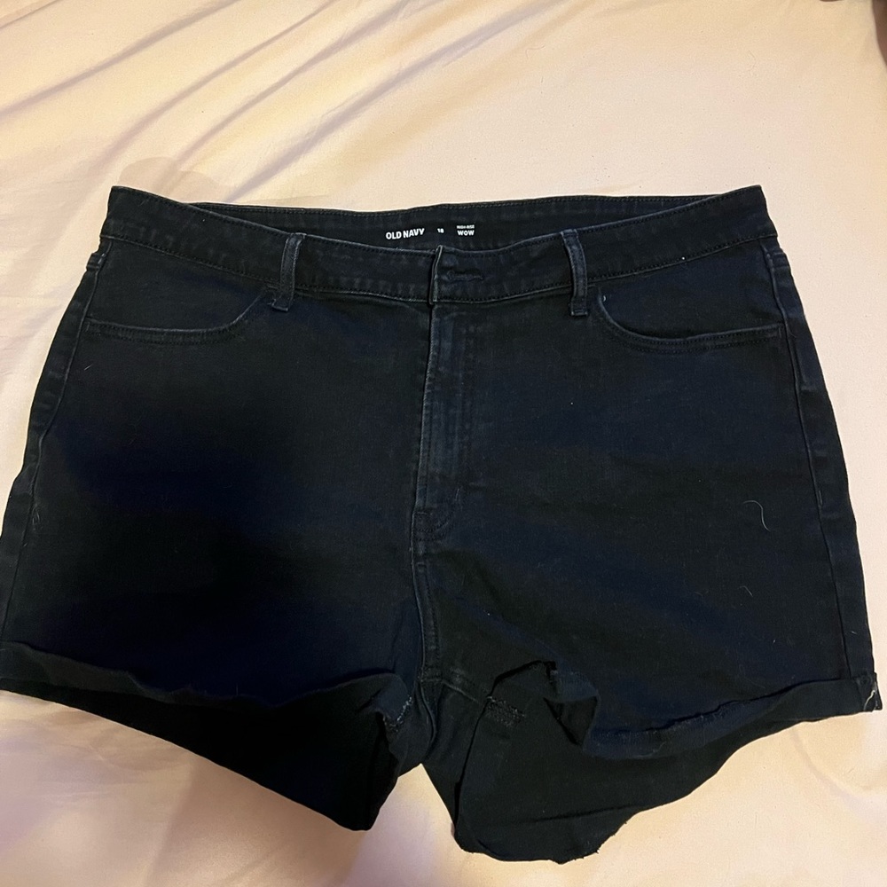 Old Navy High Rise WOW Plus Sized cuffed shorts 18